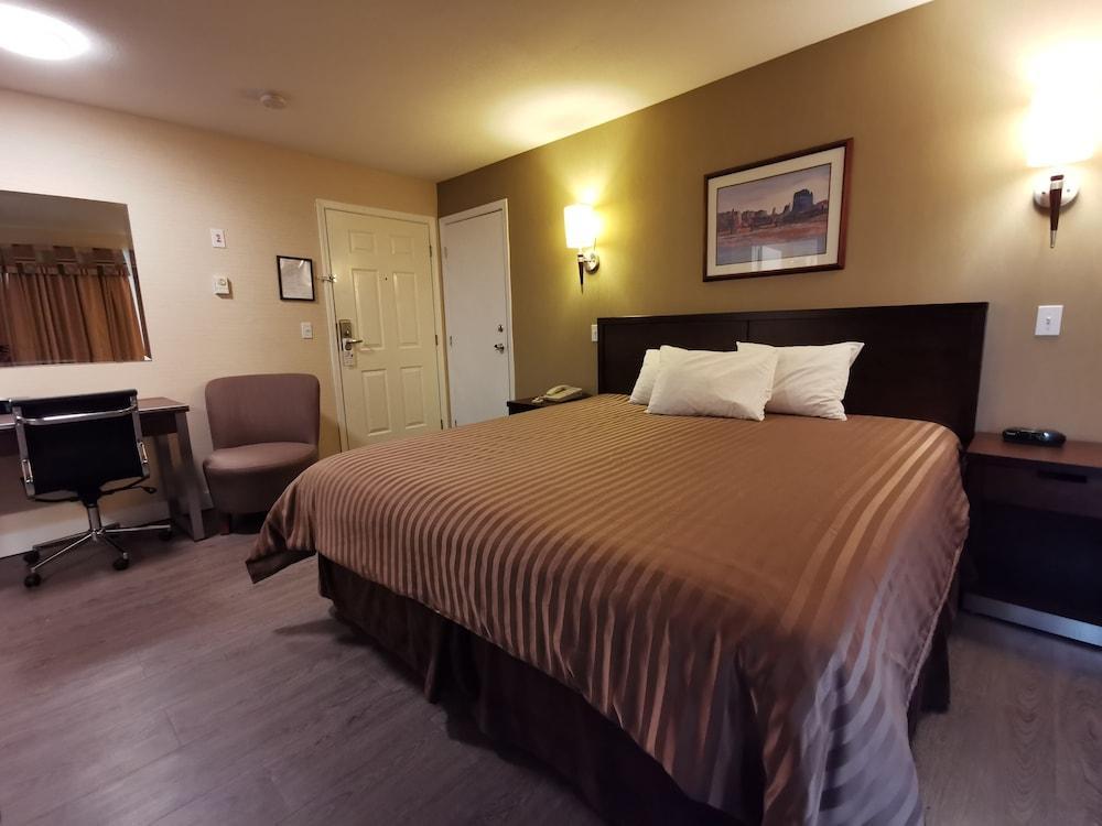 Hotel Rodeway & Kamloops
