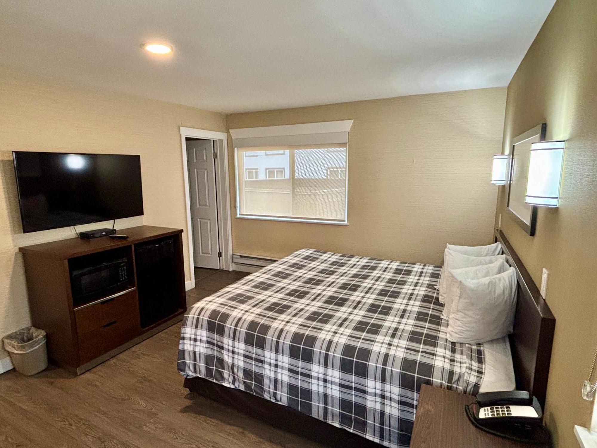 Hotel Rodeway & Kamloops