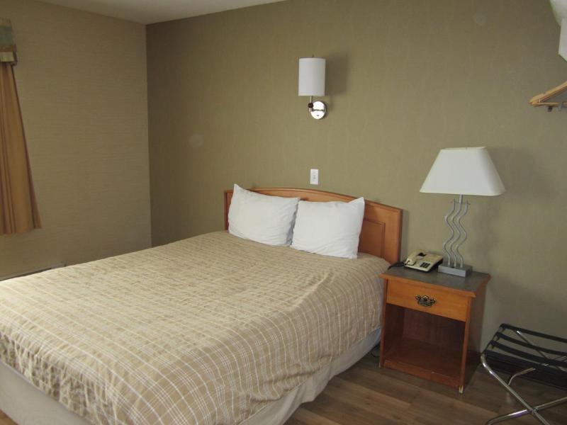 Rodeway & 3* Kamloops
